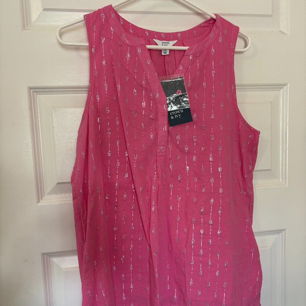 Crown and Ivy Pink Sleeveless Summer Shirt